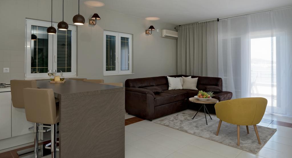 Apartman Roza 로고즈니차 외부 사진