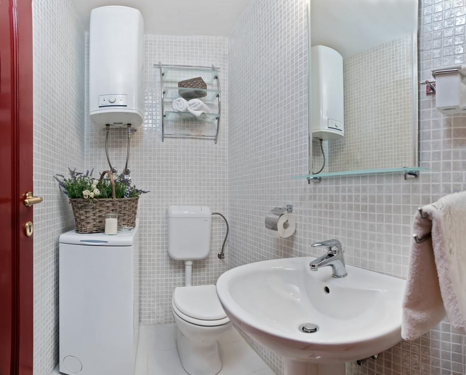 Apartman Roza 로고즈니차 외부 사진