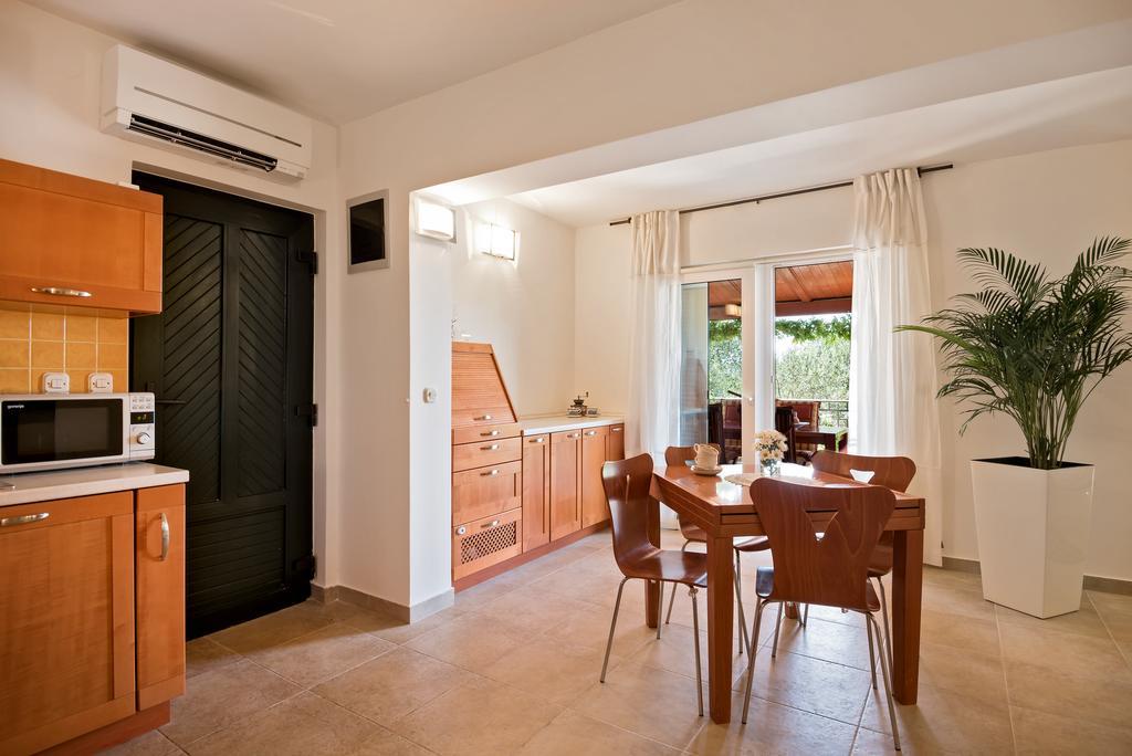 Apartman Roza 로고즈니차 외부 사진
