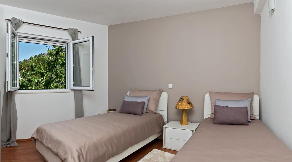 Apartman Roza 로고즈니차 외부 사진